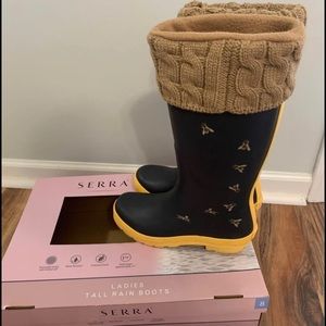 Womens rain boots